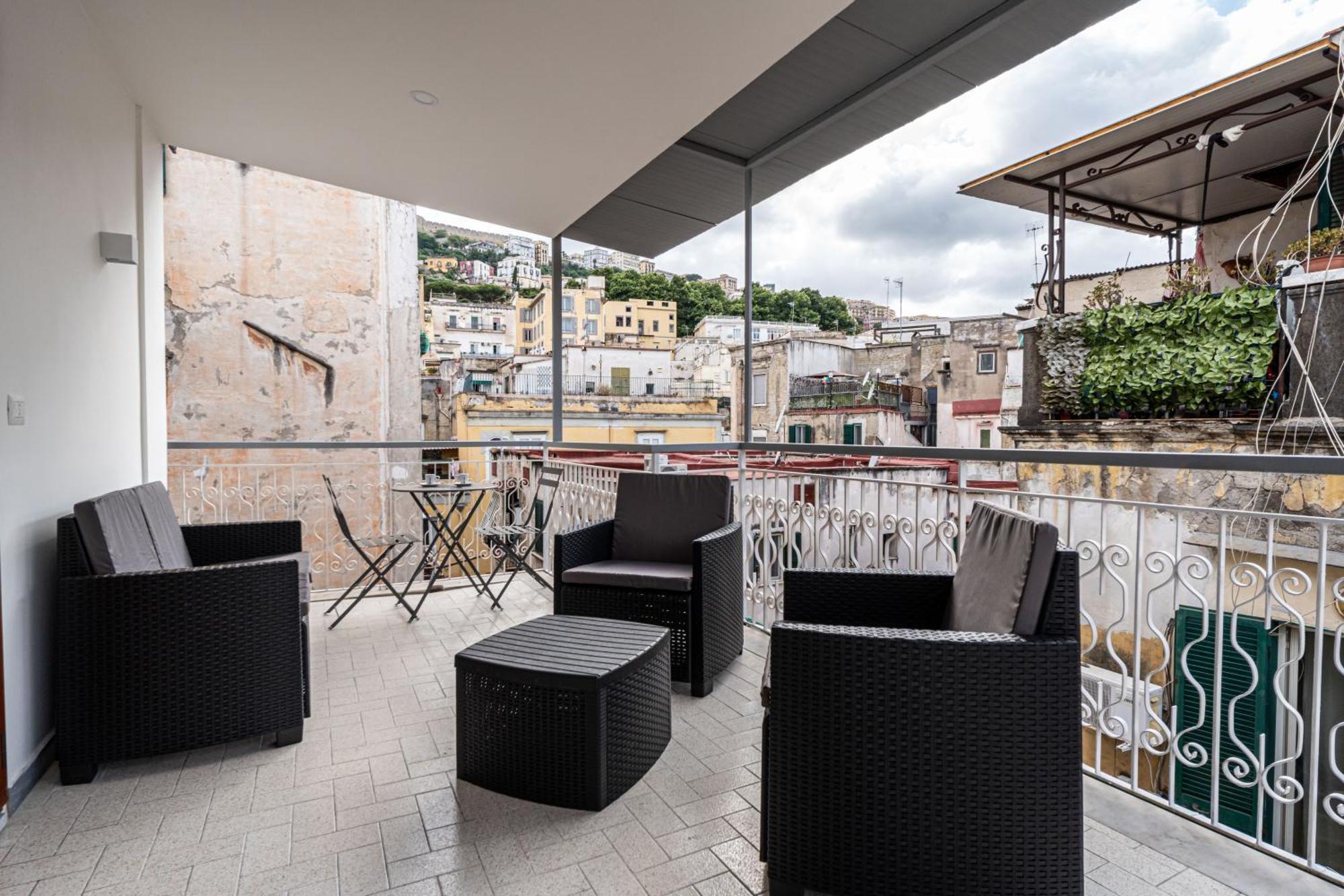 La Maison Di Tina Napoli Eksteriør billede